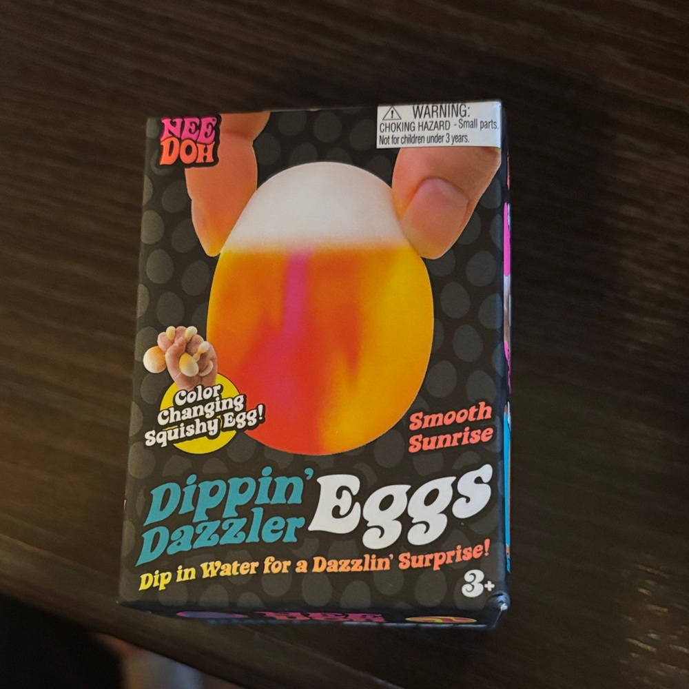 Dippin' Dazzler Eggs Color Changing Squishy Egg - Smooth Sunrise